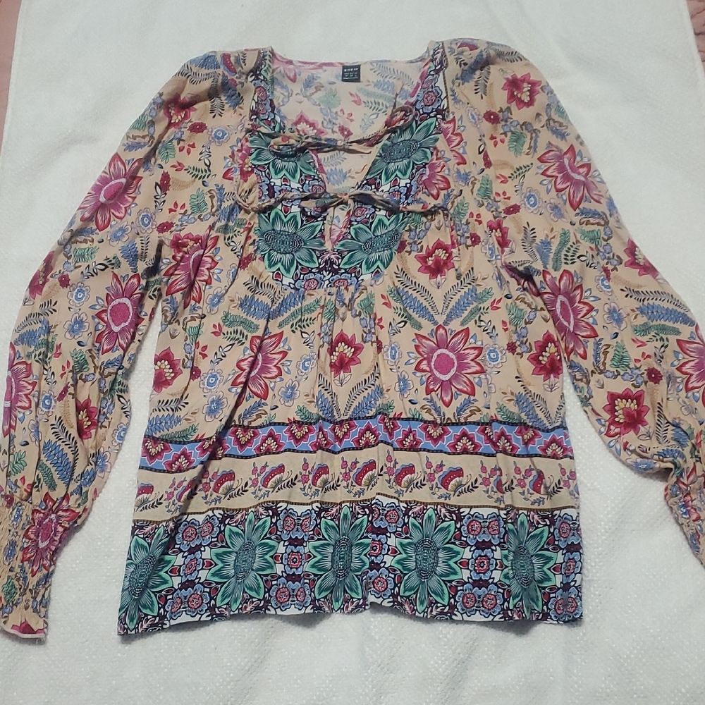 SHEIN Multicolor Floral Peasant Blouse in Beige, Teal & Pink